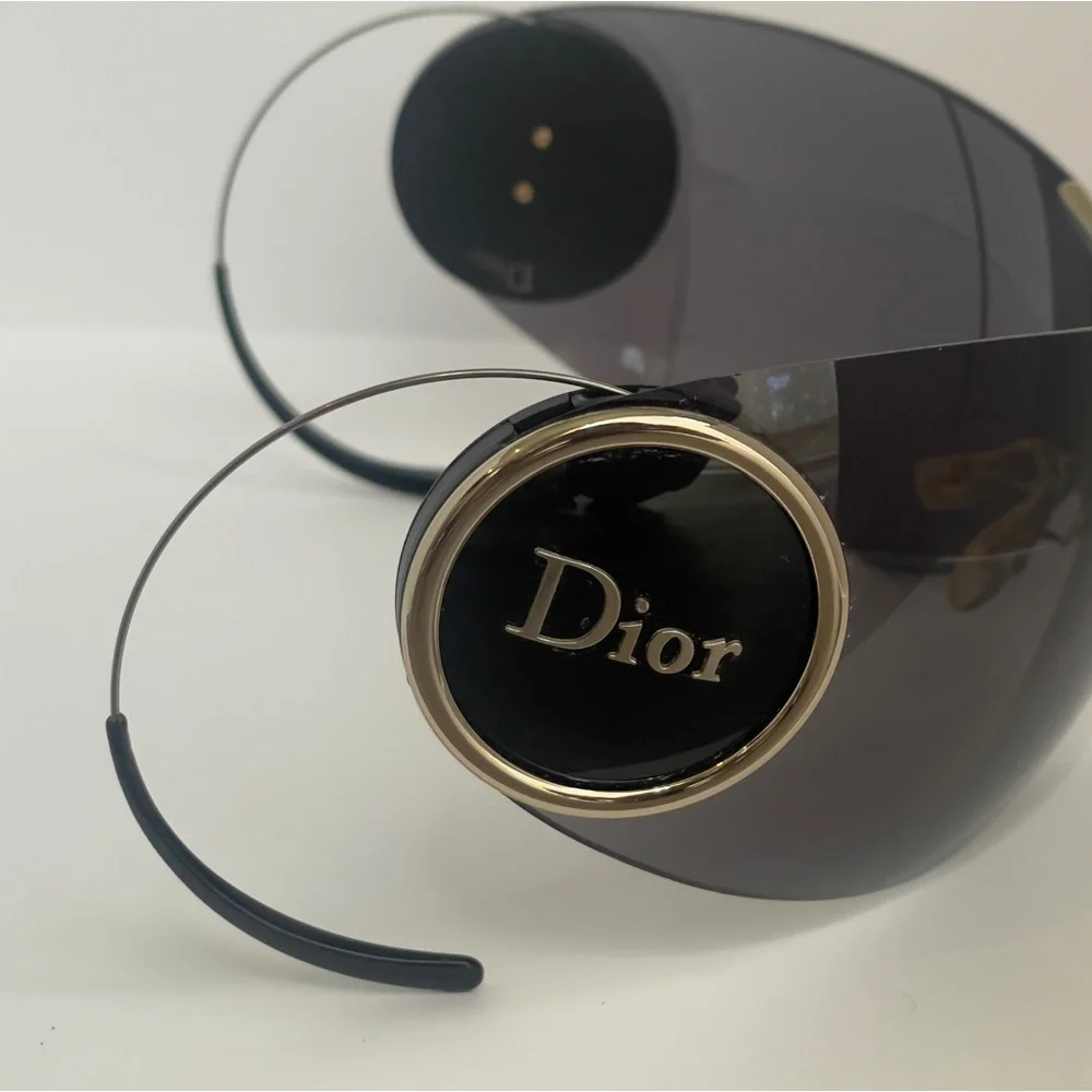 Vintage Dior sunglasses Galliano era.
DIOR SPORT 3 KJ1VA 115 - Picture 6 of 11